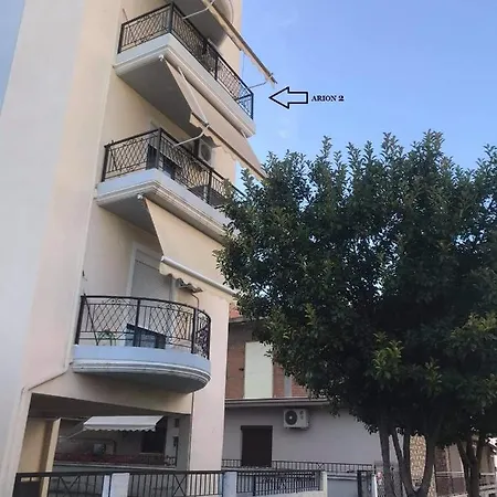 δεν υπάρχει * Larissa