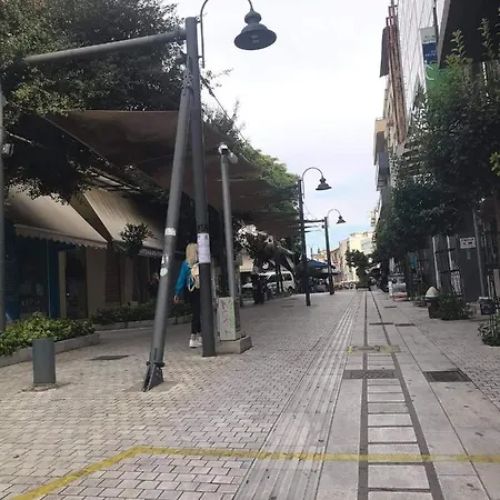 δεν υπάρχει Apartment *